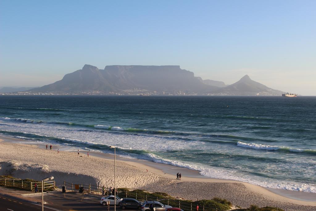 Blouberg Beachfront Apartment Bloubergstrand Exterior foto